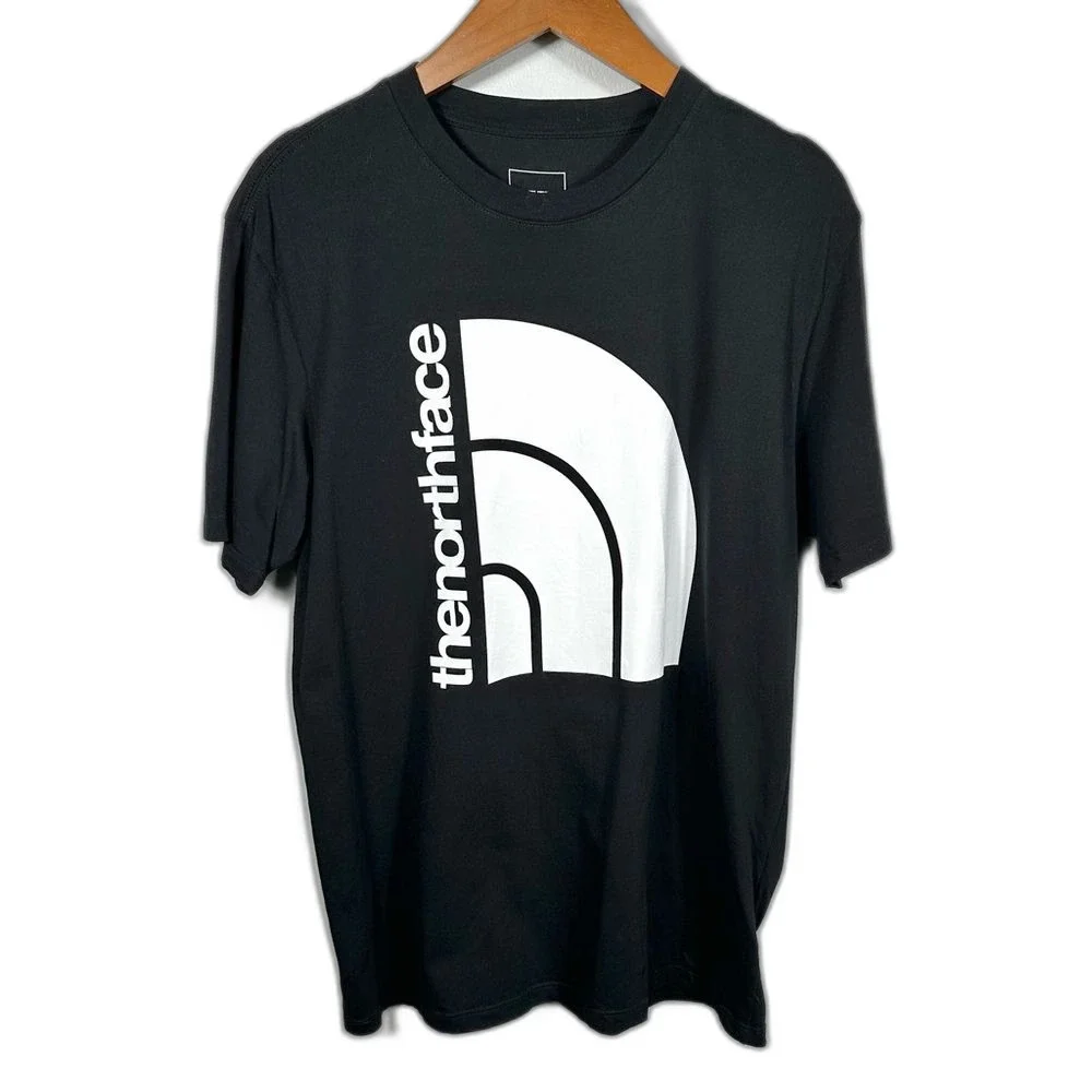 The North Face Men’s Jumbo Short Sleeve Half Dome Logo Tee Size Medium Casual